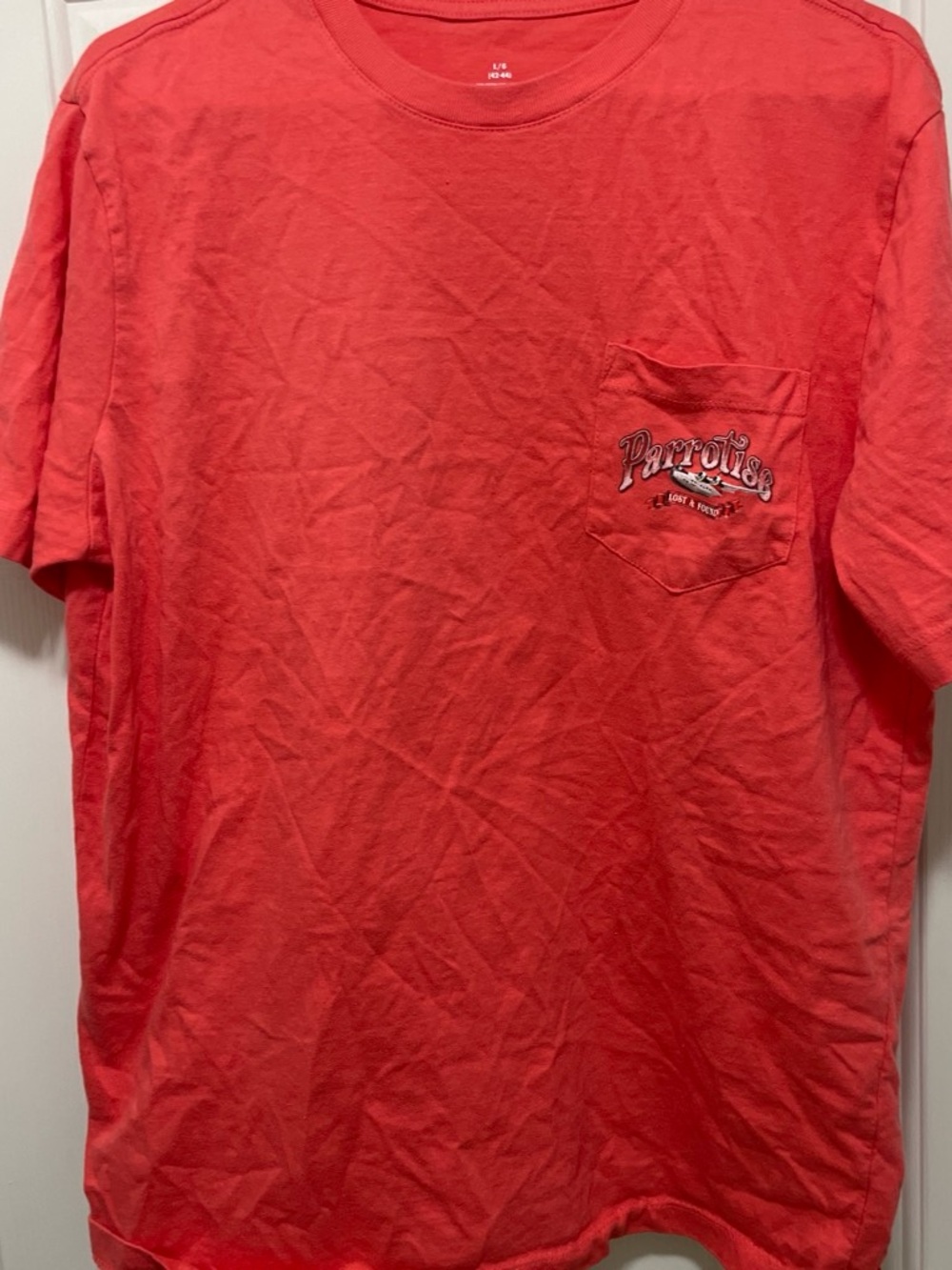 Parrot Short-Sleeve Pocket Tee in Coral Red